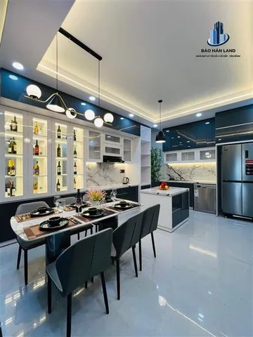 Bán nhà mặt tiền Đường số 44 Phường 14 Gò Vấp, 5 tầng có thang máy, gần Emart 2 Phan Huy Ích. Nhà mới, full nội thất