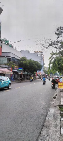 Bán nhà gấp 5 Tầng MT LÔ GÓC ĐỘC LẬP TÂN PHÚ