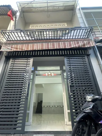 Nhỉnh 2ty nhà đẹp khu dân cư 1 lầu 2pn 2wc hẻm thông 4m hiệp thành 13 gần chợ và xe bus hiệp thành