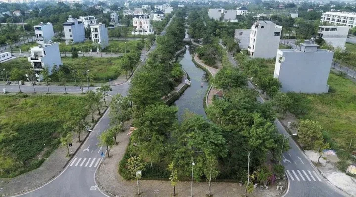 Bán đất 90m² full thổ cư ngang 5m giá 5.6 tỷ tại Phường Liêm Tuyền