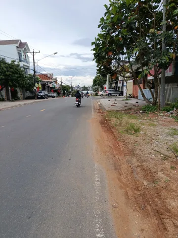 Đất mặt tiền Nguyễn Văn Cừ, cách trường Lộc Sơn 200m, chính chủ full thổ