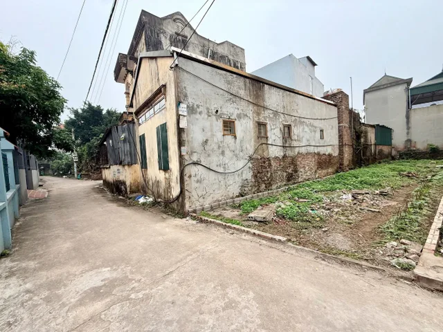 Bán đất 100,7m² full thổ cư ngang 4m giá 4.55 tỷ tại Xã Văn Giang