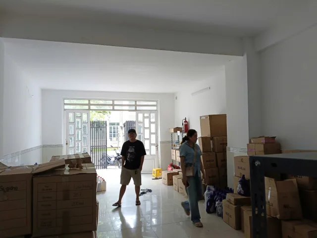Cho thuê nhà trệt lửng 2 tầng sân thượng 5pn 5wc nội thất cơ bản mặt tiền đường Phạm Thận Duật Thạnh Mỹ Lợi TP Thủ Đức Q2 cũ