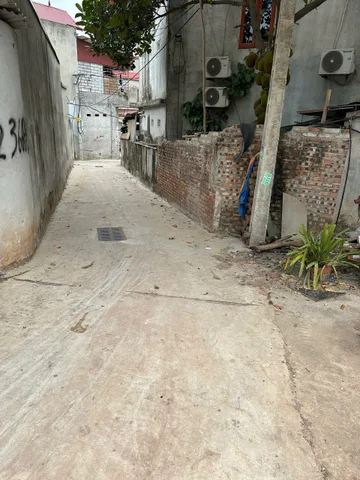 Bán đất 82,3m2 mt 4,1m lãm trại vân dương full thổ cư, cách ngã 3 lãm trại đi vào trong 200m . Đất chính chủ em cần bán