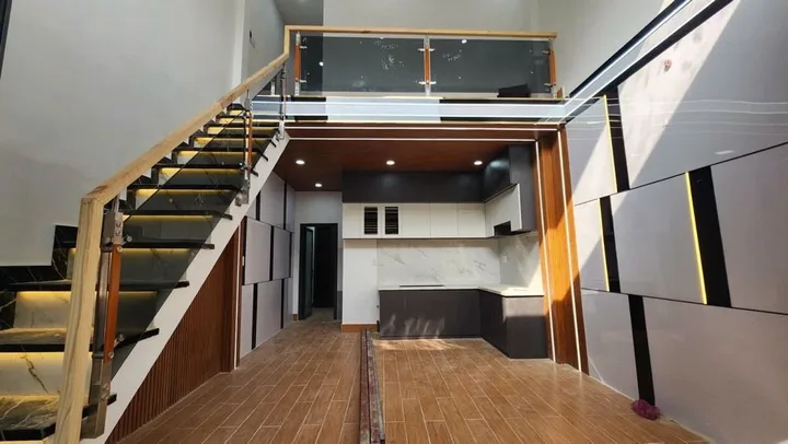 (Q.7), HẺM 7 CHUYÊN DÙNG 9, P. PHÚ MỸ, NHÀ MỚI ĐẸP, 50M2, GẦN PHÚ MỸ HƯNG, NHỈNH 4T