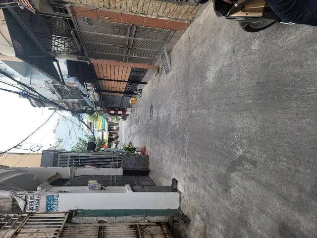 XE HƠI ĐỖ CỬA - 4 TẦNG BTCT TRƯỜNG CHINH, TÂN BÌNH - 44M2 - 6.98 TỶ