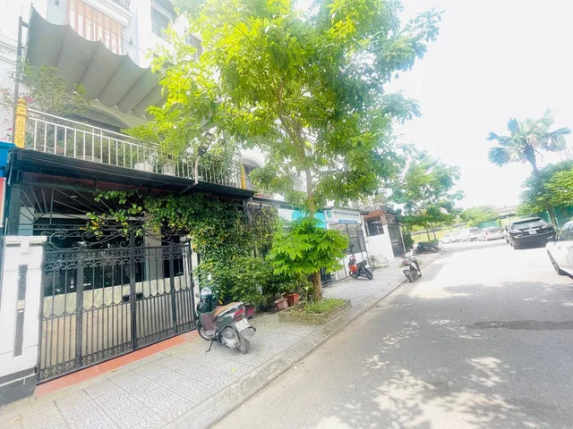 BÁN NHÀ LK ĐẠI KIM. ĐƯỜNG NGUYỄN XIỂN. 90M2 - 5 TẦNG. GARA Ô TÔ.
