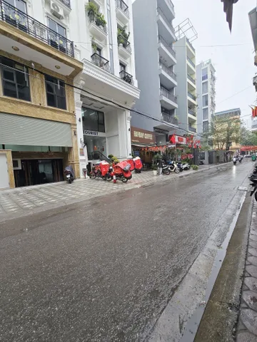 BÁN TÒA NHÀ CHDV ĐƯỜNG TÂN TRIỀU. 80M2 - 8 TẦNG. THANG MÁY. 14 PHÒNG KHÉP KÍN.