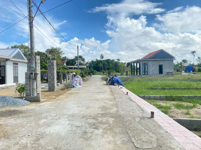 Chính Chủ Bán Block Sổ Sẵn Cạnh Phố – Hạ Tầng Hoàn Thiện – Chỉ 500 Triệu/Nền