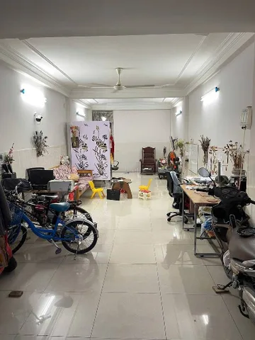 BÁN NHÀ MẶT TIỀN NỘI BỘ NAM HÙNG VƯƠNG AN LẠC 80M2 7.5 TỶ 2 TẦNG BTCT KẾ CÔNG VIÊN