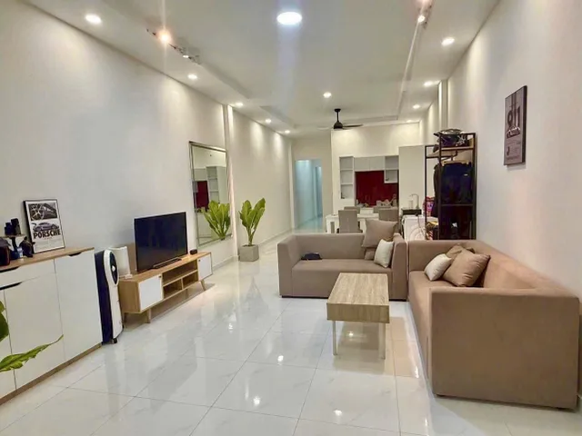 🚗 BÁN NHÀ C4 - 112M2( 4.3*26), NỞ HẬU NHẸ, HOÀN CÔNG - TẶNG FULL NỘI THẤT, Ở NGAY - ĐA TIỆN ÍCH -  KPL - ĐƯỜNG 20M, VỈA HÈ - GẦN VINHOM, CHỢ, UBND - P. LONG PHƯỚC, THỦ ĐỨC.(B)