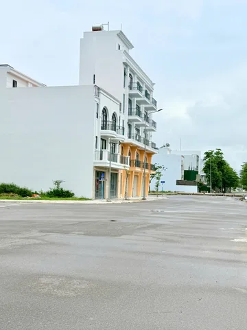 Bán đất 100m² full thổ cư ngang 5m giá 8.7 tỷ tại Phường Phước Long Thành phố Nha Trang