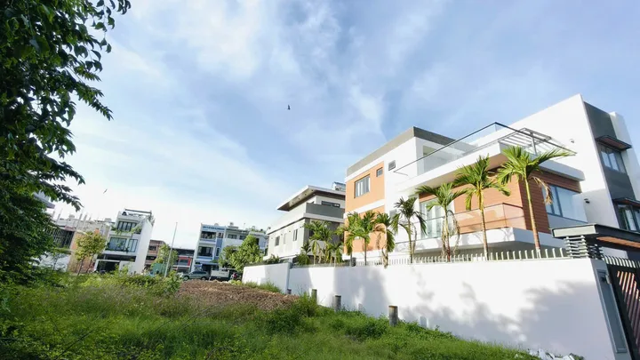 Bán lô biệt thự Mỹ Gia gói 2 mặt tiền Phong Châu đối diện dự án Sun , trước mặt quy hoạch quảng trường danh nhân