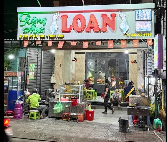 Bán lô đất đối diện Răng mực Loan, Võ Thị Sáu - 300m2 full thổ cư giá 4,5 tỷ.  LH: 0974090487