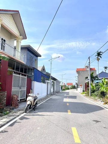 HÀNG HIẾM trục liên thôn Lâm Động (cũ), Thuỷ Nguyên, Hải Phòng