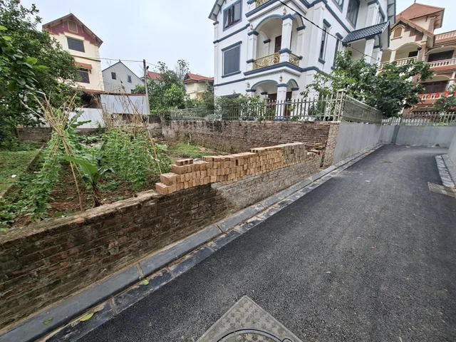Hải Bối - Vĩnh Thanh đất 2 mặt thoáng,vuông đẹp thông ô tô,cách 50m da cảnh quan Sông Hồng