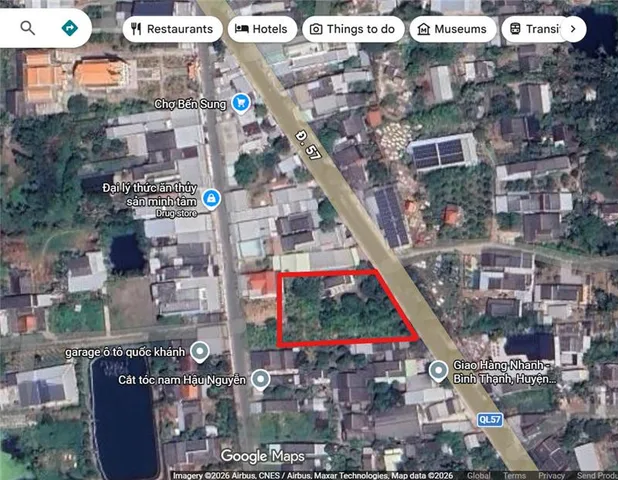 BÁN ĐẤT MẶT TIỀN QUỐC LỘ 57, GẦN 2000 M2, GẦN CHỢ BẾN SUNG