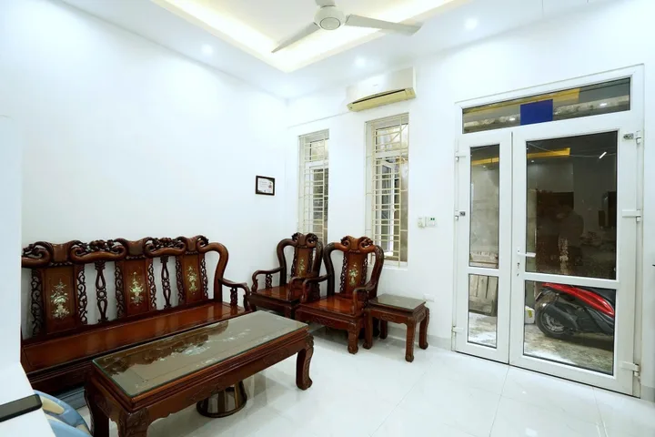 Cho Thuê Nhà 41M² 4 Tầng 4 Ngủ - Nội Thất Cơ Bản - Giá Thuê 14tr
