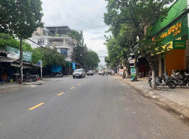 Bán nhà 2 tầng đường 10m5 Thành Thái, 100m2, gần Nguyễn Hữu Thọ, Khuê Trung, Cẩm Lệ