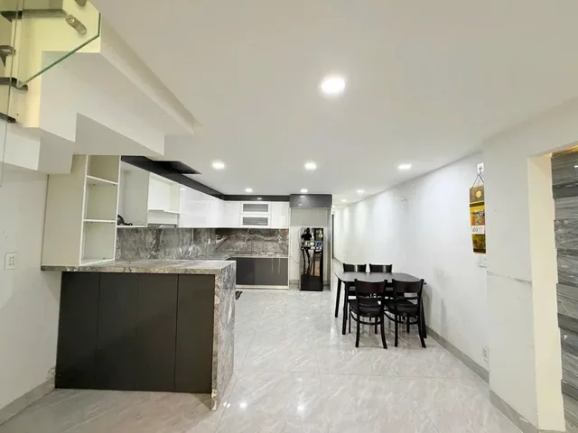 BÁN NHÀ MẶT TIỀN TIÊN SƠN 18 Gần Đại học Kiến Trúc, Đại học Đông Á, chợ đầu mối, Lotte Mart