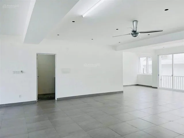 Cho thuê toà nhà 3 tầng mặt tiền Đường Bế Văn Đàn, gần Điện Biên Phủ, Thanh Khê.