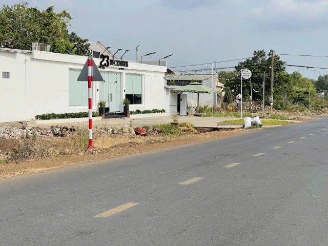 Bán đất 120m² có sẵn 110m² thổ cư ngang 6m giá 2.16 tỷ tại Đường Đức Huy Xã Thống Nhất