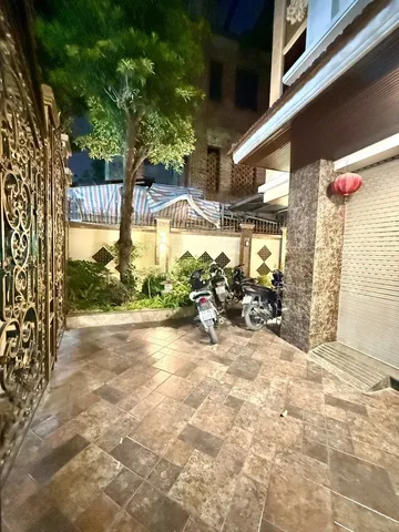 BÁN BIỆT THỰ MỄ TRÌ THƯỢNG – NAM TỪ LIÊM – 127M2 – MT 7.9M – Ô TÔ TRÁNH – 39.5 TỶ