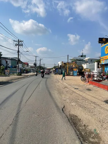 Mặt Tiền Lã Xuân Oai, 301.3m², Ngay Chợ Lò Lu Q9 – 💰 8.7 tỷ
