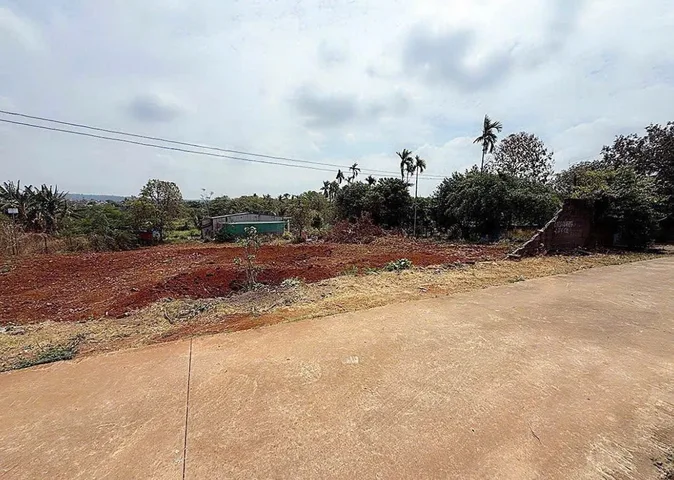 Hẻm 192 Đào Duy Anh , 2 lô còn 1 lô duy nhất . diện tích 125m2 5m giá 1ty1290