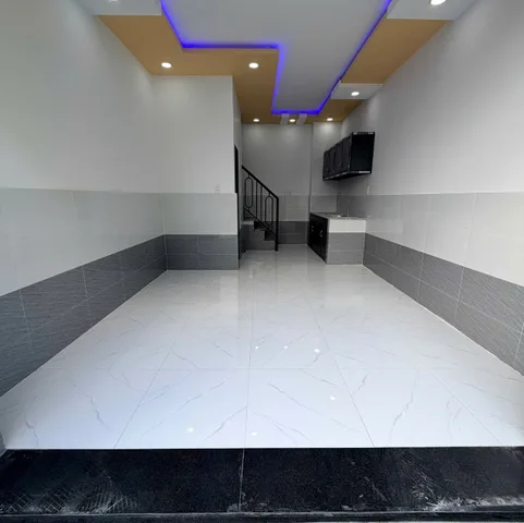 CHỈ VỚI Hơn 395Triệu SỞ HỮU NGAY Căn Nhà Đẹp 1 Trệt 1 Lầu - NGÃ BA MỸ HẠNH hướng HÓC MÔN
