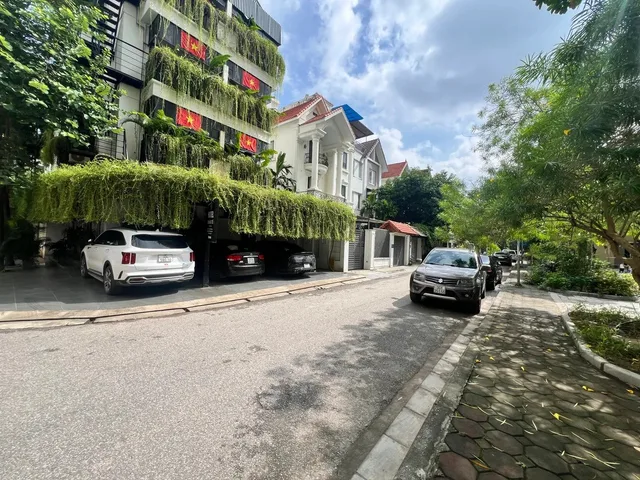🔥BÁN BIỆT THỰ ĐƠN LẬP MỸ ĐÌNH,196M, 5 TẦNG , MT 11M,LÔ GÓC ,VIEW CÔNG VIÊN,77.9 TỶ 🔥