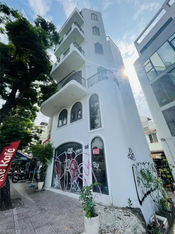 NHÀ ĐẸP – GIÁ TỐT  – CHÍNH CHỦ CẦN BÁN Đường Hoàng Sa, Phường Tân Định, Quận 1, Tp Hồ Chí Minh