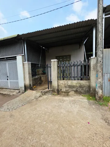 Bán nhà 75.1m² có sẵn 40m² thổ cư ngang 4m giá 1.3 tỷ tại Phường Ea Kao