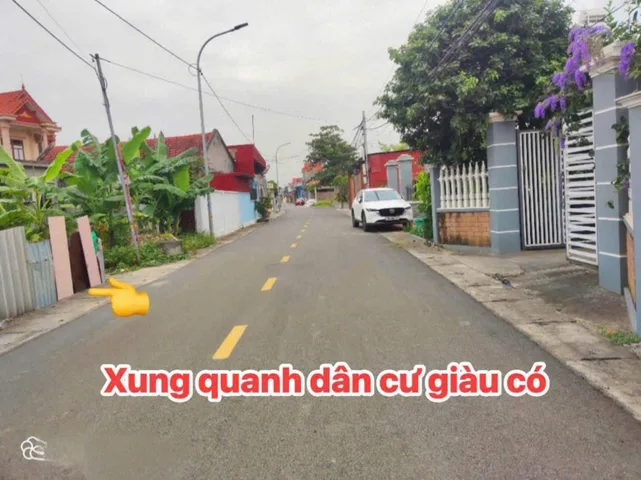 Bán 93.5 m lô góc đường trải  nhựa Mỹ Đồng .kinh doanh buôn bán được .l/h:076.231.9990 e Thúy