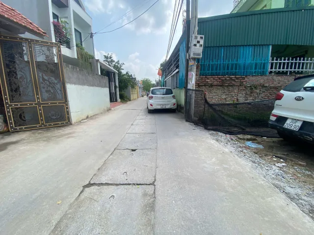 76M KINH DOANH Ô TÔ TRÁNH TT QUANG MINH,DÒNG TIỀN,VỊ TRÍ ĐẸP DỄ THANH KHOẢN