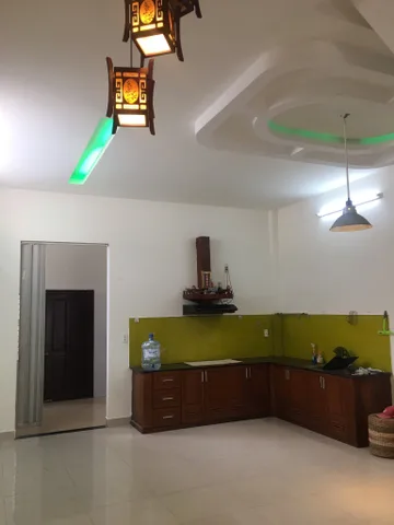 Bán Nhà 2 tầng mặt tiền Thi Sách, Hải Châu, Đà Nẵng