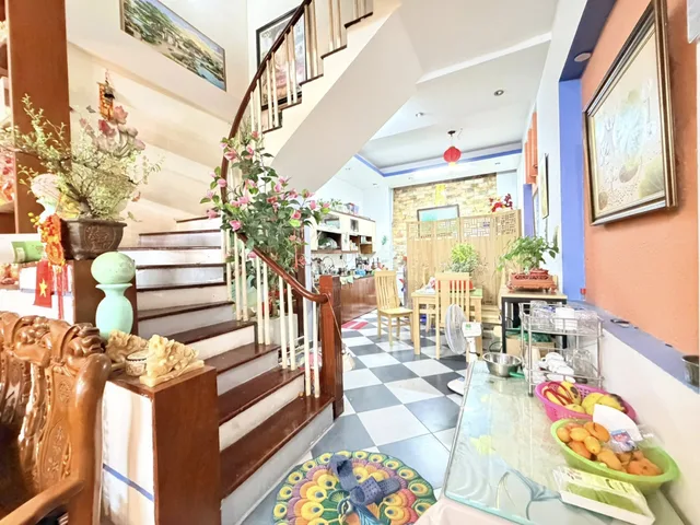 Bán nhà 5 tầng 58 m2, ngõ đẹp 145 Quan Nhân