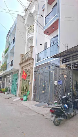Bán nhà 4 tầng Bình Tân_Dt (60m2)_nhỉnh 6ty_hẻm xe hơi