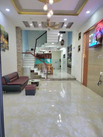 BÁN NHÀ ĐẸP CẠNH TÂ.N KỲ TÂN QUÝ - ĐƯỜNG XE TẢI - 4PN - ( 6X17M )
