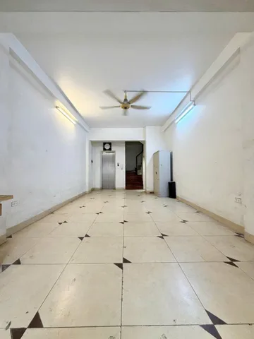 LẠC LONG QUÂN – NGÕ THÔNG - 10 M RA Ô TÔ QUAY ĐẦU – 3 NGỦ - FULL ĐỒ - 30Mx5T – CHỈ 10 TỶ