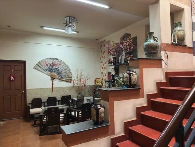 Bán gấp nhà 3 tầng mặt tiền Nguyễn Văn Quỳ - 7x12 nở hậu đẹp - Chỉ 9.x tỷ