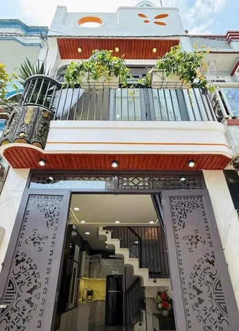 Chủ Kẹt  Tiền cần BÁN GẤP 48,6m2 giá 3 tỷ 550tr Đường Nguyễn Tiểu La, P.8  Quận 10 Tphcm