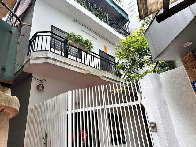 Cho Thuê Nhà Ngõ Thịnh Hào 3 - Tôn Đức Thắng 76M² 3 Tầng 3 Ngủ - Full Nội Thất - Giá Thuê 16tr