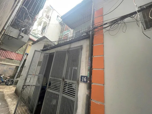 HÀNG TUYỆT CHỦNG – CÁCH Ô TÔ 15M – NHÀ VUÔNG ĐÉT – 40Mx2T – CÒN LÂU MỚI TỚI ĐẦU 7