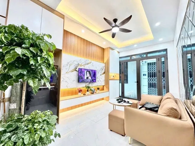 💥 SIÊU PHẨM nhà  2 THOÁNG - CÁCH PHỐ OTO TRÁNH 35M - BA GÁC TRÁNH TRƯỚC CỬA NHÀ - 3 NGỦ ĐỦ CÔNG NĂNG 💥
 diện tích 30M 4 T giá 4.6 tỷ 
pháp lý chuẩn  kinh doanh siêu đẹp