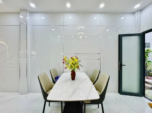 3Tầng 4PN - HẺM OTO, GẦN TRƯỜNG ĐH, BỆNH VIỆN 175 - NGUYỄN THÁI SƠN - GÒ VẤP - Dưới 9.55 T.ỷ