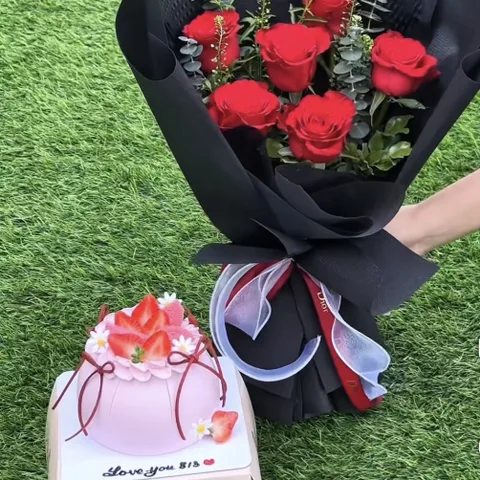 Nhà ngay đại học Quốc Gia cổng công viên Cầu Giấy 12 tỷ.