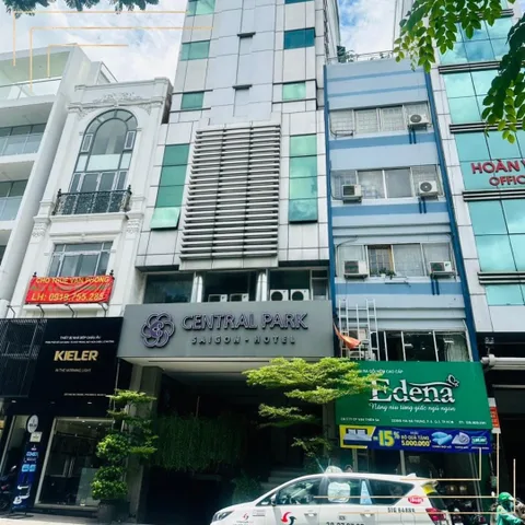 BÁN K.SẠN 2 SAO - 33 PHÒNG- MẶT TIỀN HAI BÀ TRƯNG, P6,Q3- DT: 140M2 - NGANG 4,3M- 85 TỶ