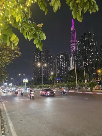 MẶT TIỀN NGUYỄN HỮU CẢNH ĐỐI DIỆN SAIGON PEARL - 5 TẦNG THANG MÁY - DÒNG TIỀN 850TR/NĂM