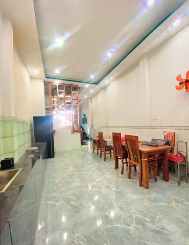 BÁN NHÀ ĐẸP CẠNH TÂ.N KỲ TÂN QUÝ - HẺM XE HƠI - ( 7X17M )